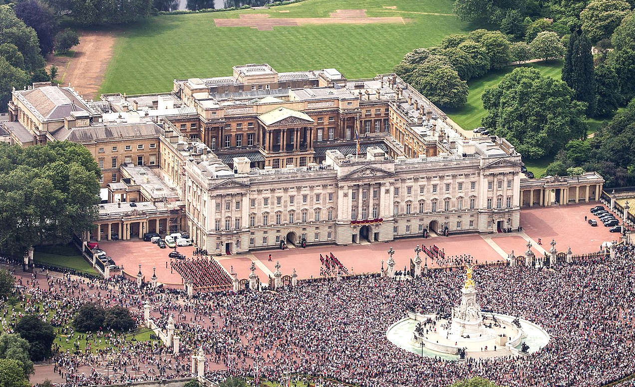 Buckingham Palace, London administration of the British Monarchy